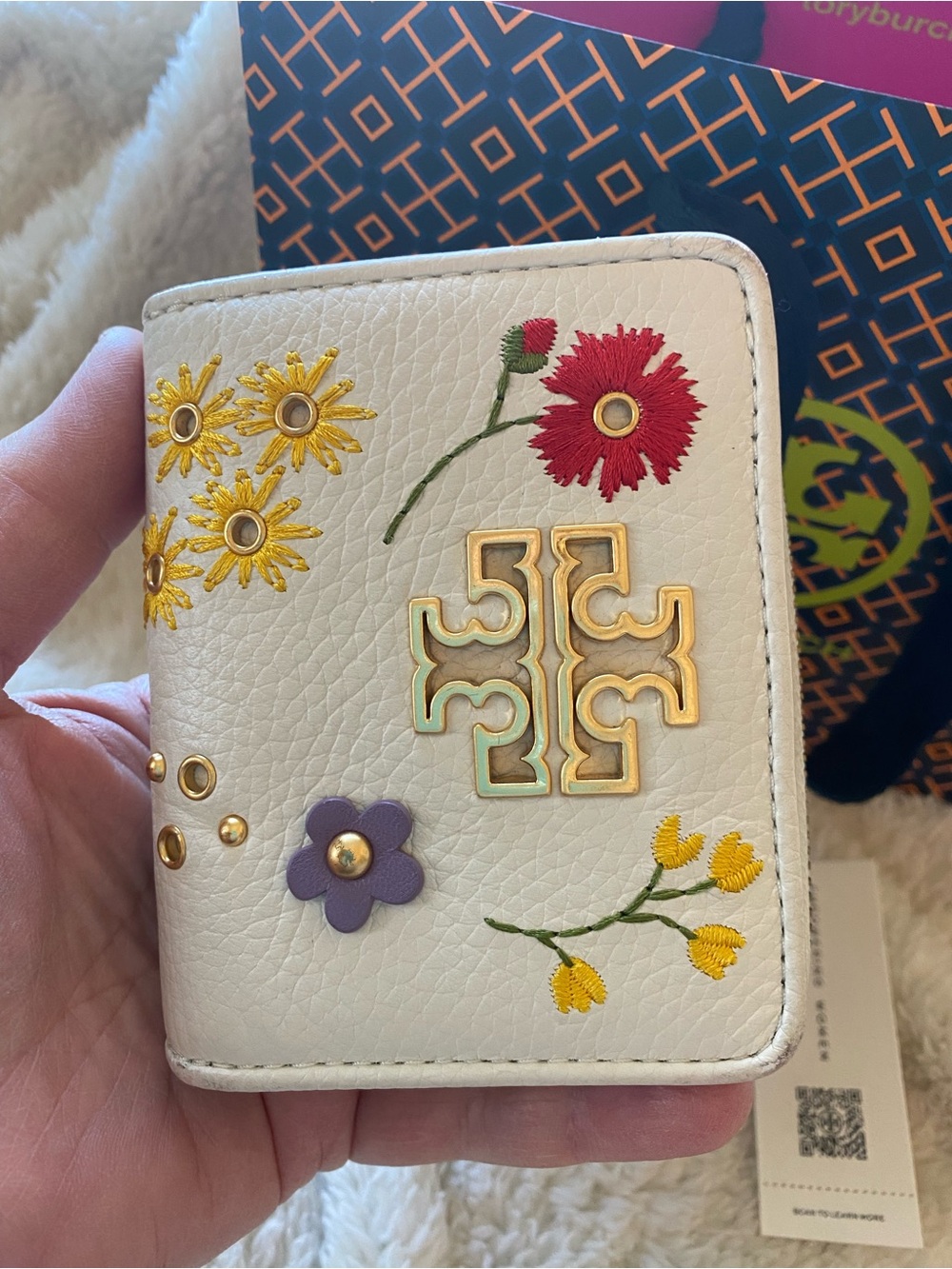 Tory Burch wallet with tag and bag - Picture 3 of 8
